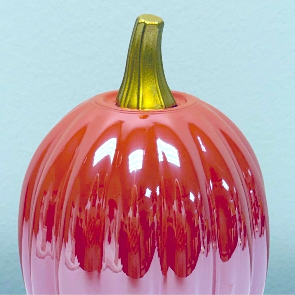 3 for $15 SALE Target Bullseye Orange Iridescent Glass Pumpkin, w/ Gold Stem - Picture 2 of 6